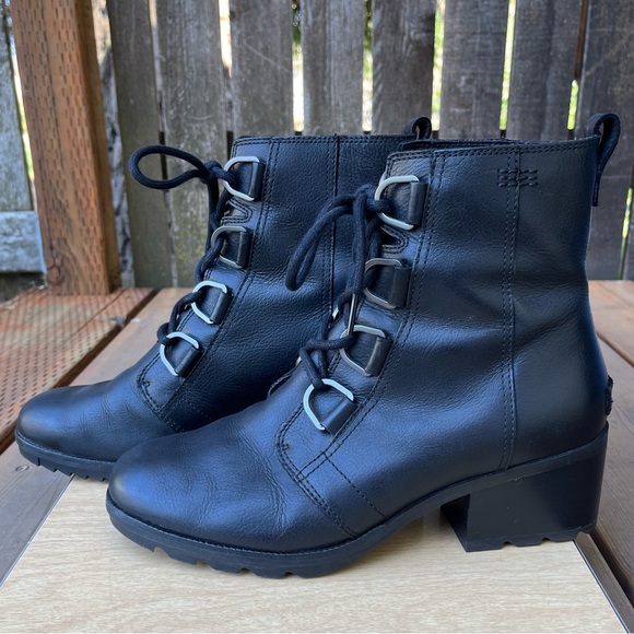 Sorel Cate Black Leather Lace Up Ankle Heeled Boots in Sz 10 - Picture 1 of 15